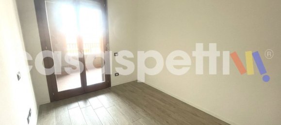 4 bedrooms Apartment in Milan, Italy No. 357925 10