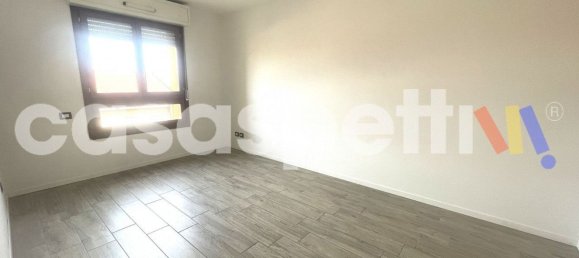 4 bedrooms Apartment in Milan, Italy No. 357925 6