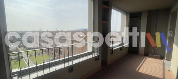 4 bedrooms Apartment in Milan, Italy No. 357925 16