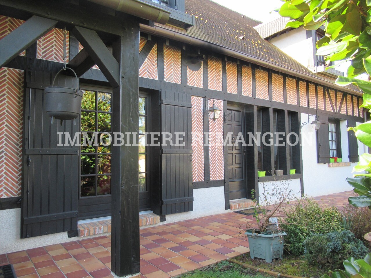 Villa de 5 dormitorios en Souesmes, France No. 104970