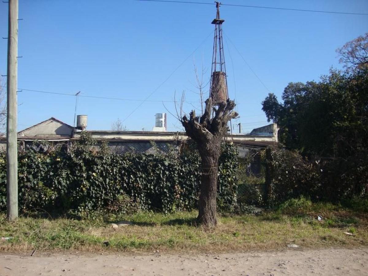  Land in Almirante Brown, Argentina No. 113939