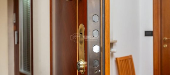 2-Zimmer Wohnung in Turin, Italy, Nr. 134689 4