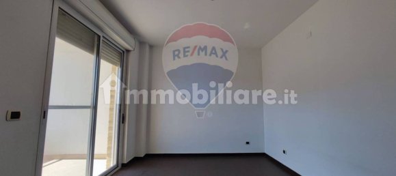 2 bedrooms Apartment in Bari, Italy No. 335654 9