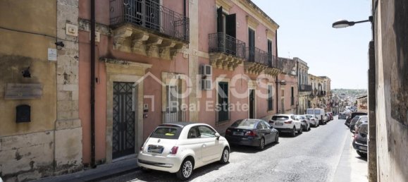 9 Schlafzimmer Haus in Noto, Italy, Nr. 137606 4