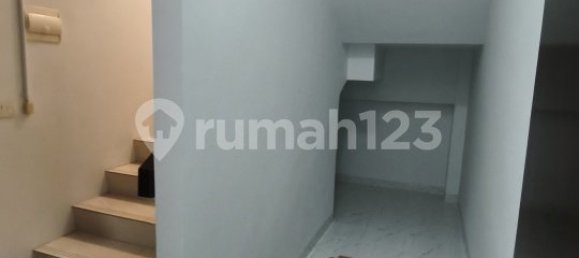 4 bedrooms House in Cengkareng, Indonesia No. 2629 28