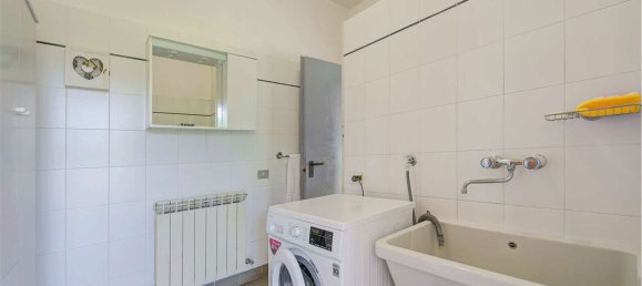 Villa de 6 divisões em Montano Lucino, Italy N.º 10900 41