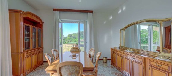 Villa de 6 divisões em Montano Lucino, Italy N.º 10900 21