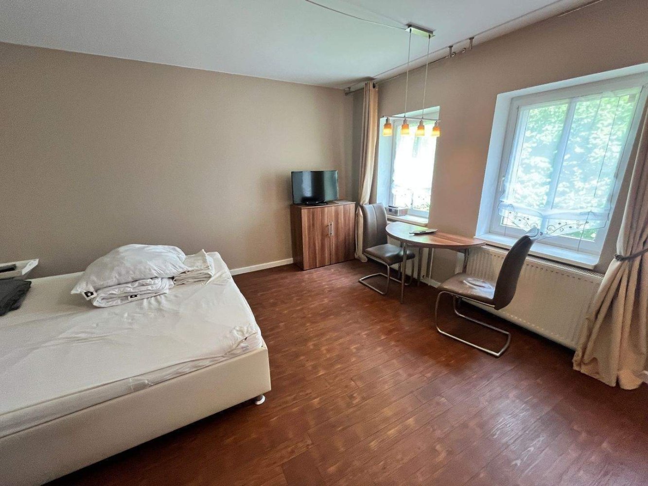 Studio in Weißensee, Germany, Nr. 372023