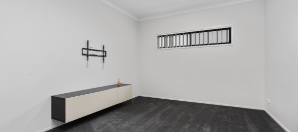 4 chambres Maison à Caboolture South, Australia No. 430 3