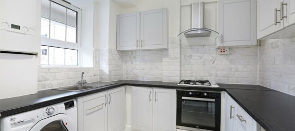 2 bedrooms Apartment in London, United Kingdom No. 12401 8