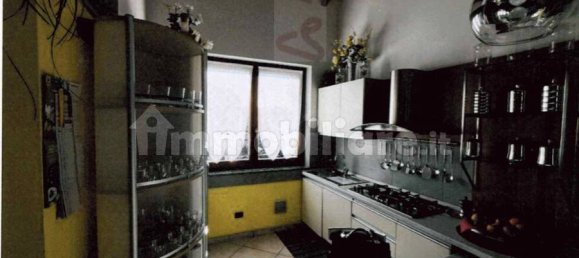 Дом с 2 спальнями в Безоццо, Италия № 291202 6