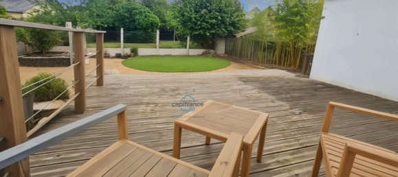 3 bedrooms House in Mayenne, France No. 342094 9