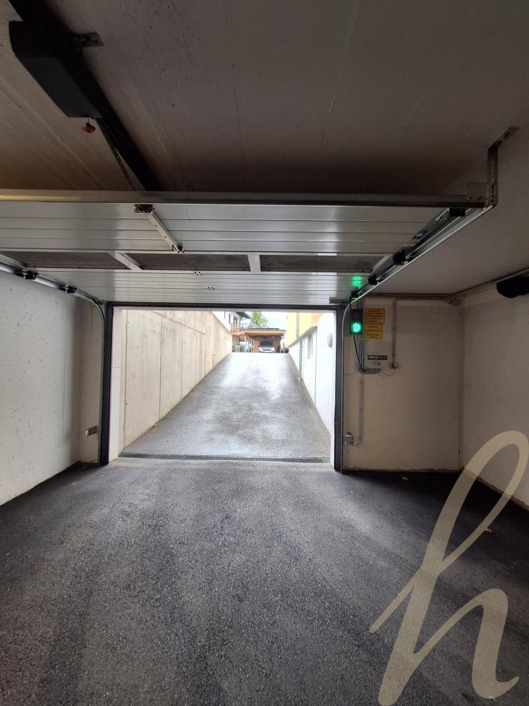 Garagem em Aldrans, Austria N.º 237631