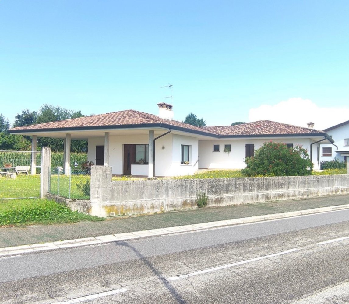 12-Zimmer Villa in Udine, Italy, Nr. 292875