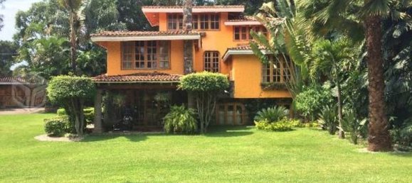 9 bedrooms House in Morelos, Mexico No. 180398 2