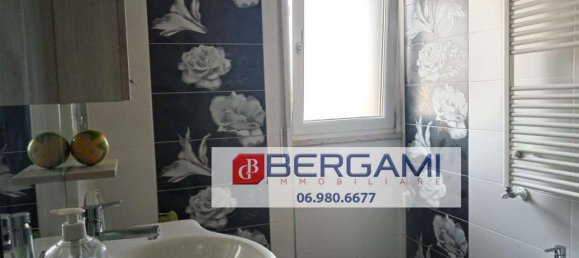 3-salle Appartement à Anzio, Italy No. 144279 17