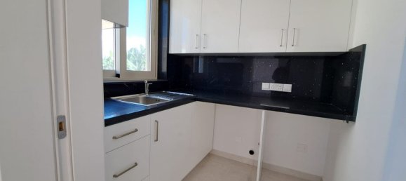 3 bedrooms House in Kissonerga, Cyprus No. 9598 9