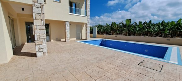 3 bedrooms House in Kissonerga, Cyprus No. 9598 2