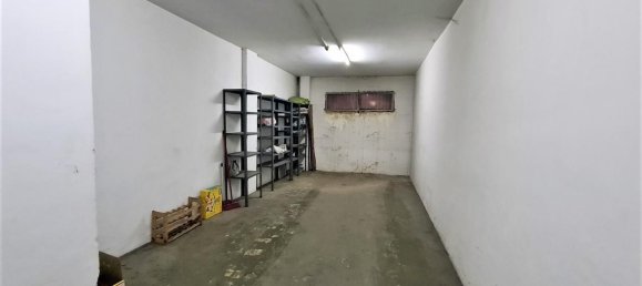  مرآب في Chartered Community of Navarre, Spain 35متر مربع رقم 131516 2