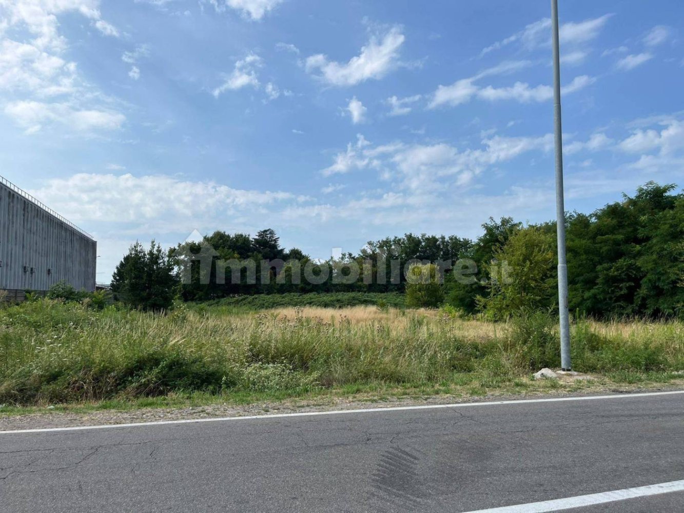 11146m² Land in Novate Milanese, Italy No. 347581