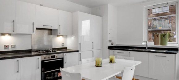 2 bedrooms Apartment in London, United Kingdom No. 12567 5