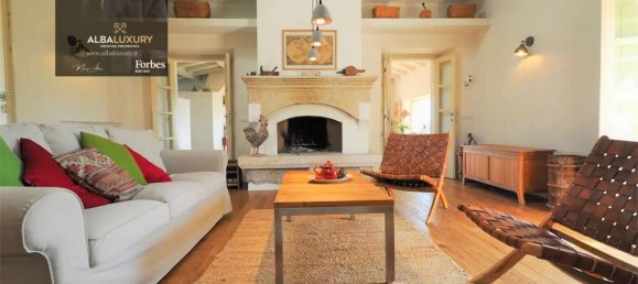 5 bedrooms Villa in Olbia, Italy No. 541 12