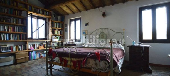 4 bedrooms House in Castelbellino, Italy No. 87105 7