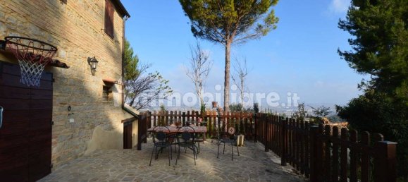 4 bedrooms House in Castelbellino, Italy No. 87105 19