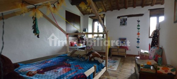 4 bedrooms House in Castelbellino, Italy No. 87105 3