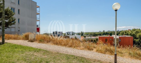  Land in Lisbon, Portugal No. 59231 25