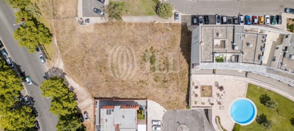  Land in Lisbon, Portugal No. 59231 3