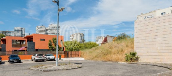  Land in Lisbon, Portugal No. 59231 19