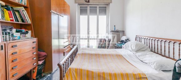 Квартира с 3 спальнями в Кормано, Италия № 357996 15