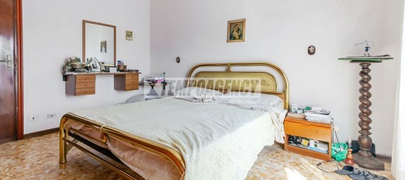 Квартира с 3 спальнями в Кормано, Италия № 357996 25