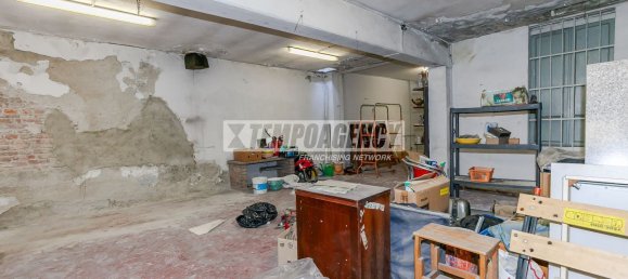 Квартира с 3 спальнями в Кормано, Италия № 357996 34