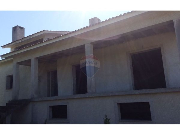 Terrain à Viseu, Portugal 686m² No. 37574