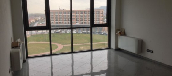 86m² Office in Bra, Italy No. 111372 4