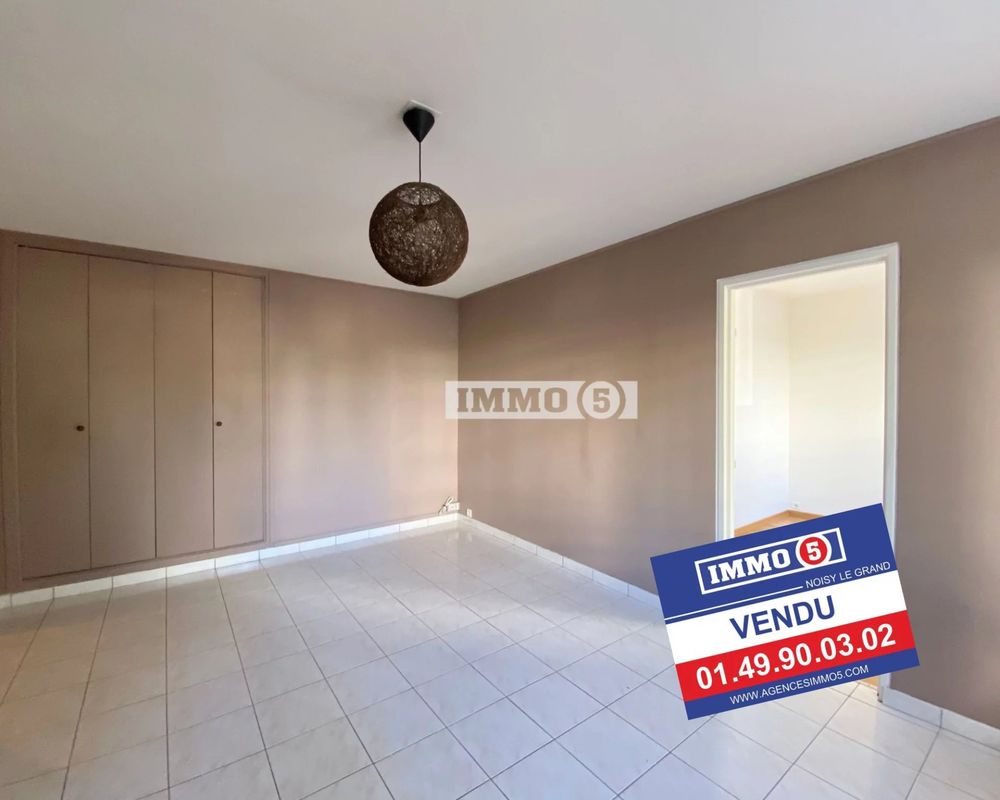 1 bedroom Apartment in Noisy-le-Grand, France No. 174531