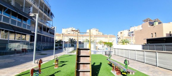 3 Schlafzimmer Wohnung in Alicante, Spain, Nr. 156860 3