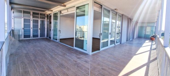 3 Schlafzimmer Wohnung in Alicante, Spain, Nr. 156860 16