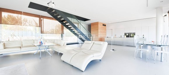 4 bedrooms Villa in Swieqi, Malta No. 8850 6