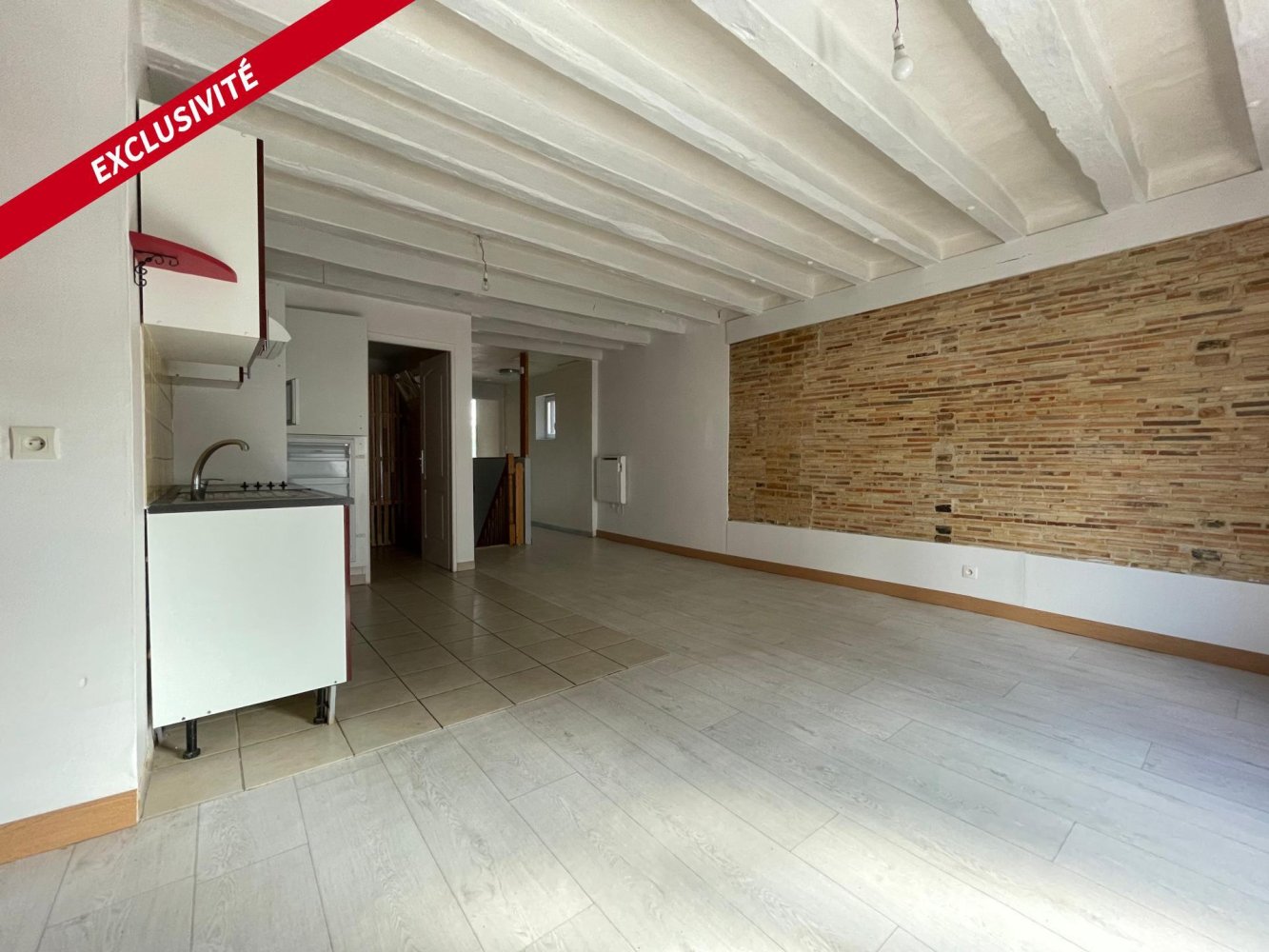 2 bedrooms Apartment in Chateau-Renault, France No. 58042