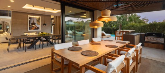 6 bedrooms Villa in Marbella, Spain No. 96585 20