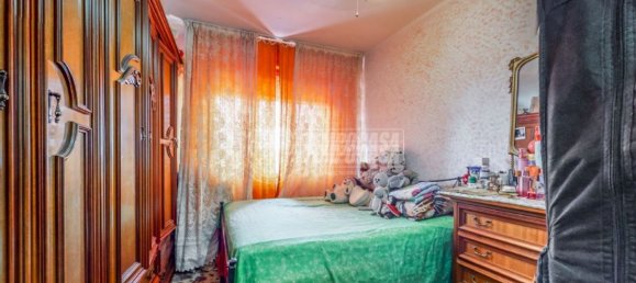 2 rooms Apartment in Modena, Italy No. 94545 7