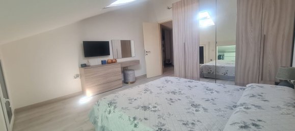 2-salle Appartement à Sassari, Italy No. 286211 4