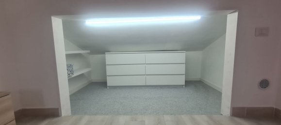 2-salle Appartement à Sassari, Italy No. 286211 14