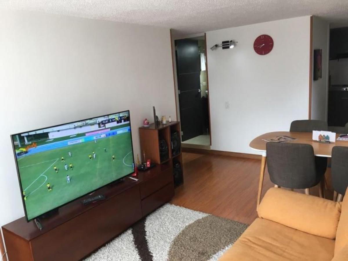 2 bedrooms House in Bogota, Colombia No. 12407