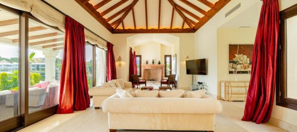 7 bedrooms House in Malaga, Spain No. 151296 11