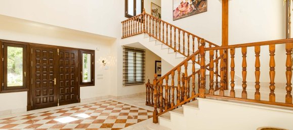 7 bedrooms House in Malaga, Spain No. 151296 10