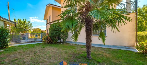 5-Zimmer Haus in Casalgrasso, Italy, Nr. 374400 9